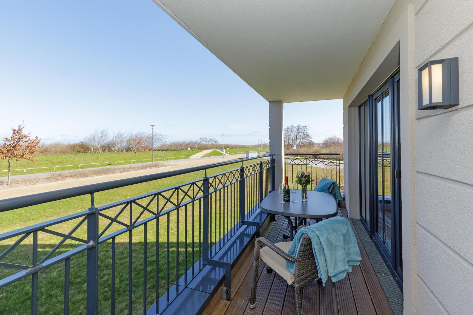 Aparthotel Waterkant Suites - Fewos Am Meer Mit Spa Börgerende-Rethwisch Exterior foto