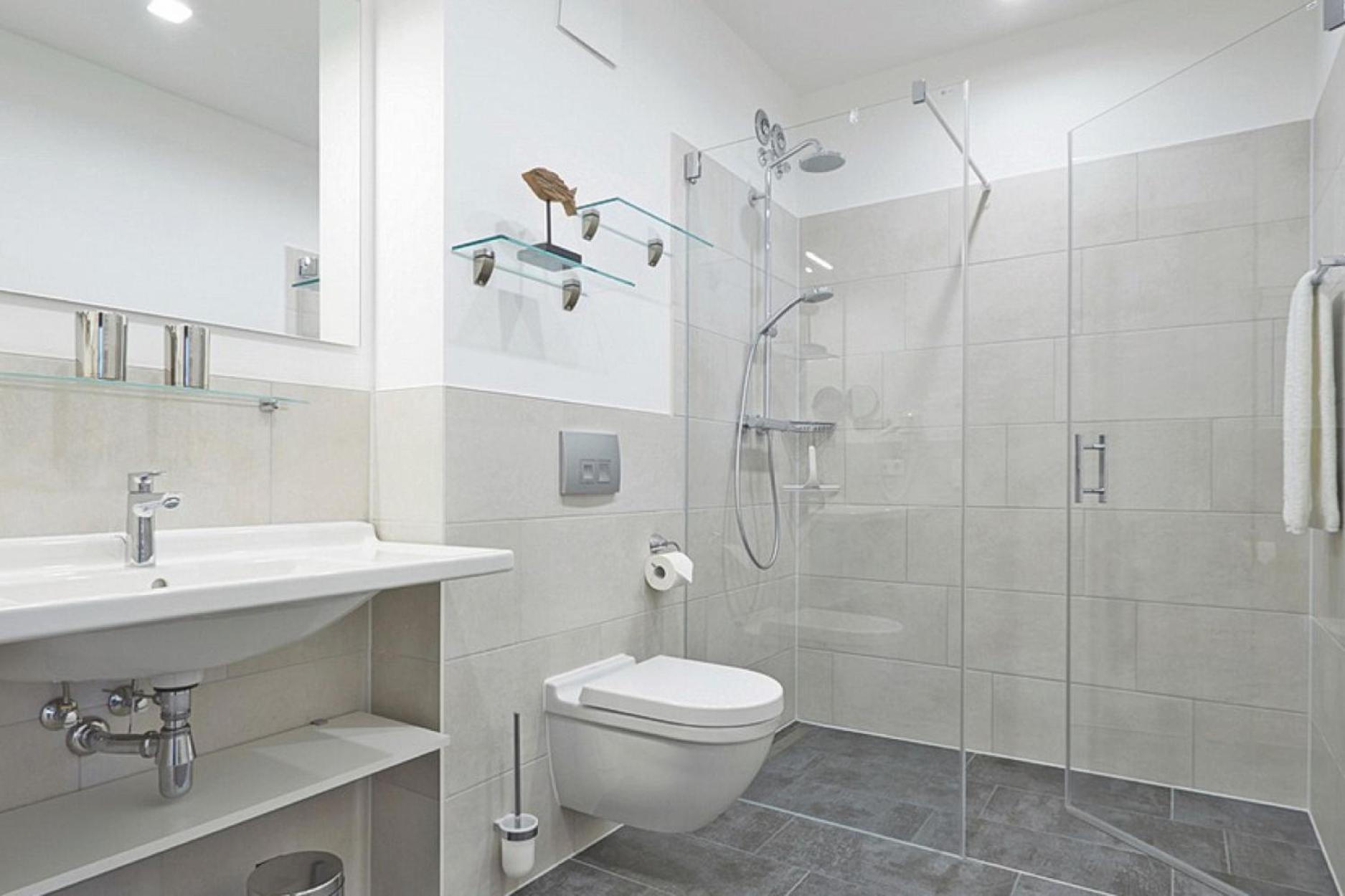 Aparthotel Waterkant Suites - Fewos Am Meer Mit Spa Börgerende-Rethwisch Quarto foto